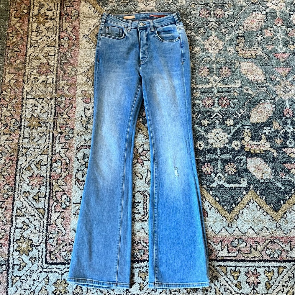 Anthropologie Pilcro The Icon High Rise Flare Denim Jeans Light Wash Sz 26 - Picture 6 of 12